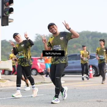 Runner Photo 6548500