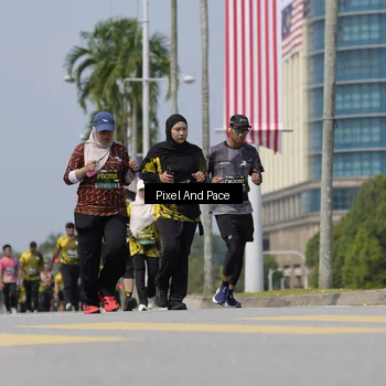 Runner Photo 6548550