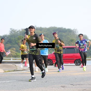 Runner Photo 6548631