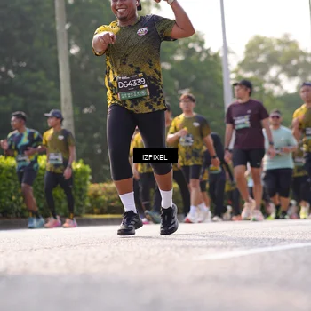 Runner Photo 6548656