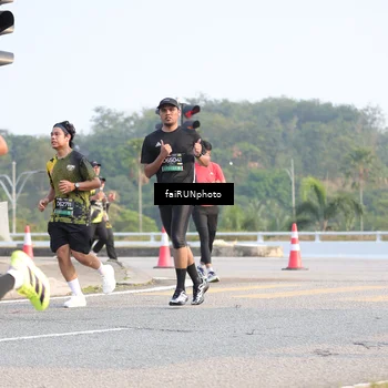 Runner Photo 6548693