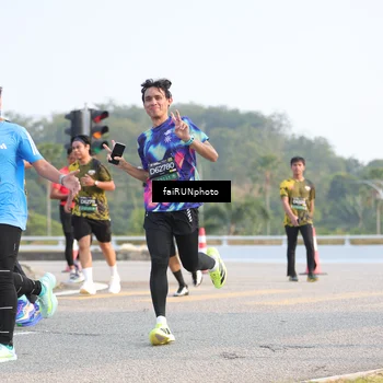 Runner Photo 6548694