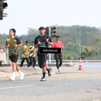 Runner Photo 6548697