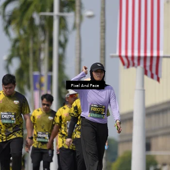 Runner Photo 6548771