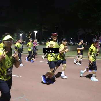 Runner Photo 6548800