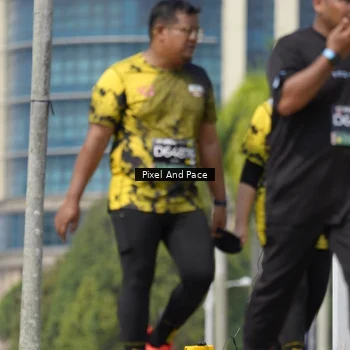 Runner Photo 6548859