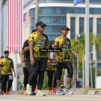 Runner Photo 6548861