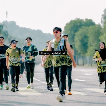 Runner Photo 6548863