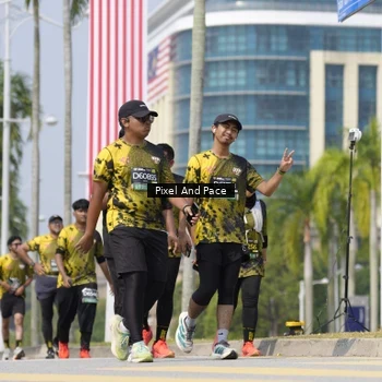 Runner Photo 6548868