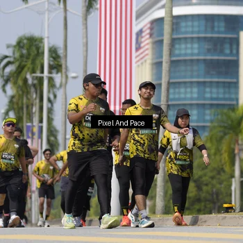 Runner Photo 6548875