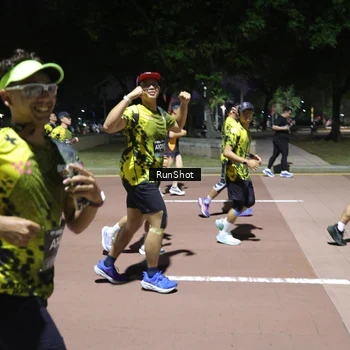 Runner Photo 6548877