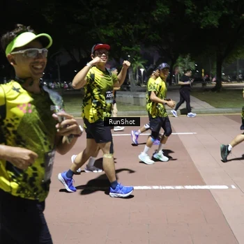 Runner Photo 6548885