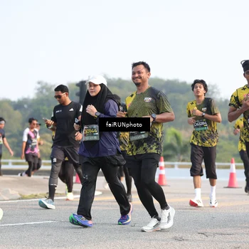 Runner Photo 6548924