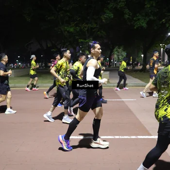 Runner Photo 6548942