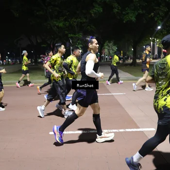 Runner Photo 6548944