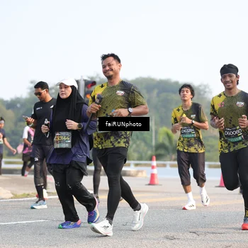 Runner Photo 6548953