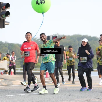 Runner Photo 6548958