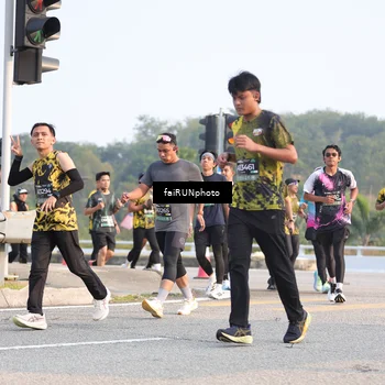 Runner Photo 6549008