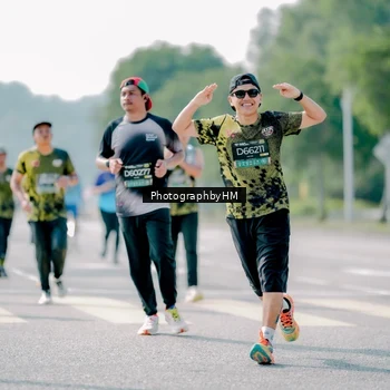 Runner Photo 6549028