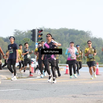Runner Photo 6549041