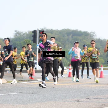Runner Photo 6549048