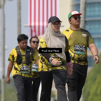 Runner Photo 6549056