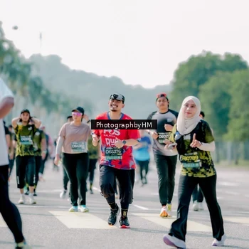 Runner Photo 6549075