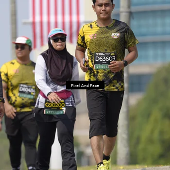 Runner Photo 6549101