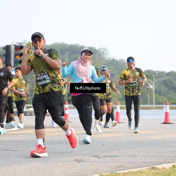 Runner Photo 6549104