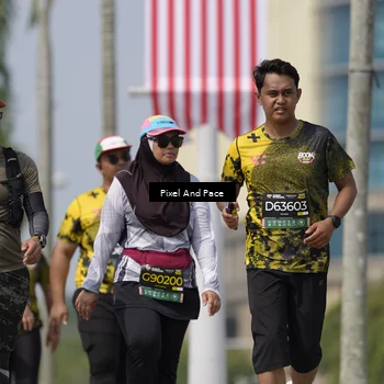 Runner Photo 6549108