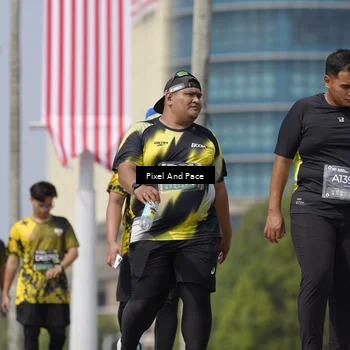 Runner Photo 6549145