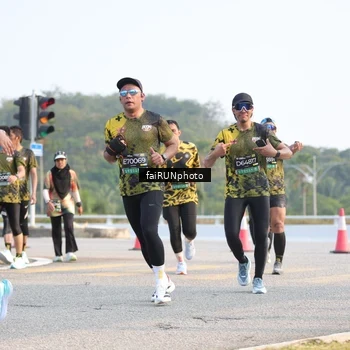 Runner Photo 6549171