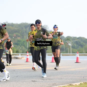 Runner Photo 6549190