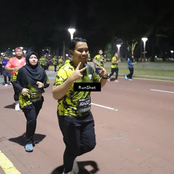 Runner Photo 6549312