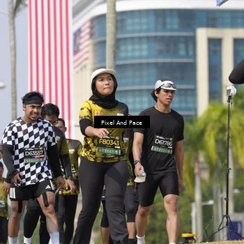 Runner Photo 6549331