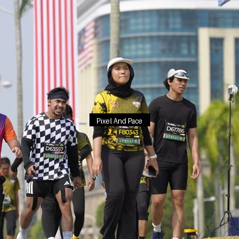 Runner Photo 6549333