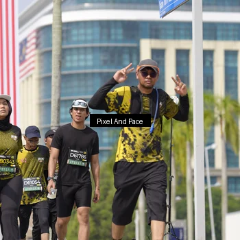 Runner Photo 6549341