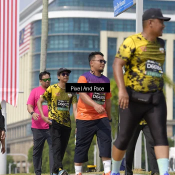 Runner Photo 6549391