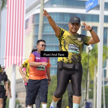 Runner Photo 6549397