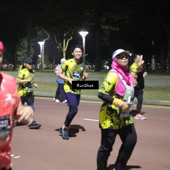 Runner Photo 6549430