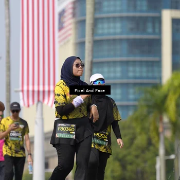 Runner Photo 6549477