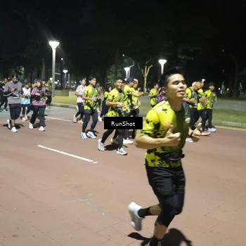 Runner Photo 6549531