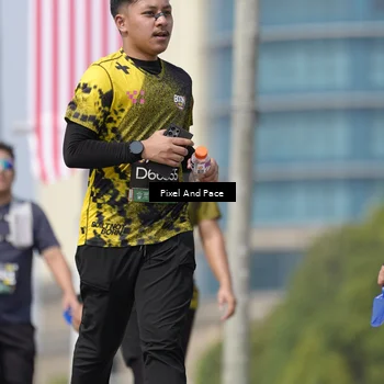 Runner Photo 6549763