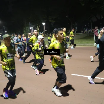 Runner Photo 6549775