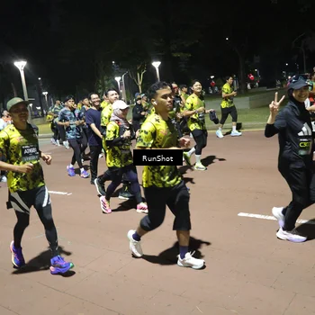 Runner Photo 6549777