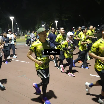 Runner Photo 6549821