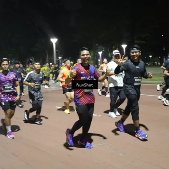 Runner Photo 6549856
