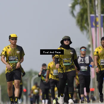 Runner Photo 6549882