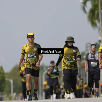 Runner Photo 6549899