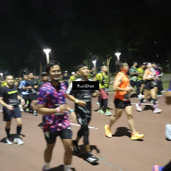 Runner Photo 6549918